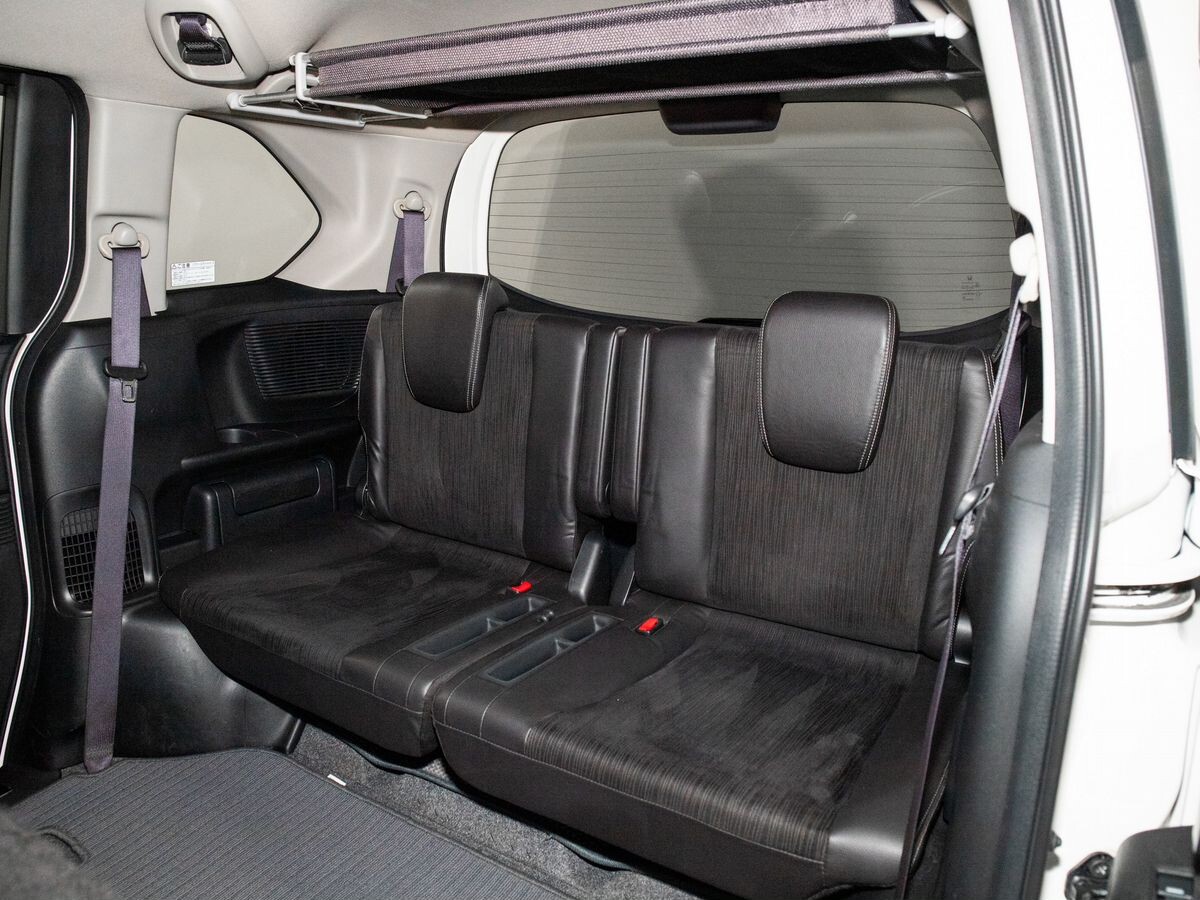 Honda Freed 2012 - фото автомобиля