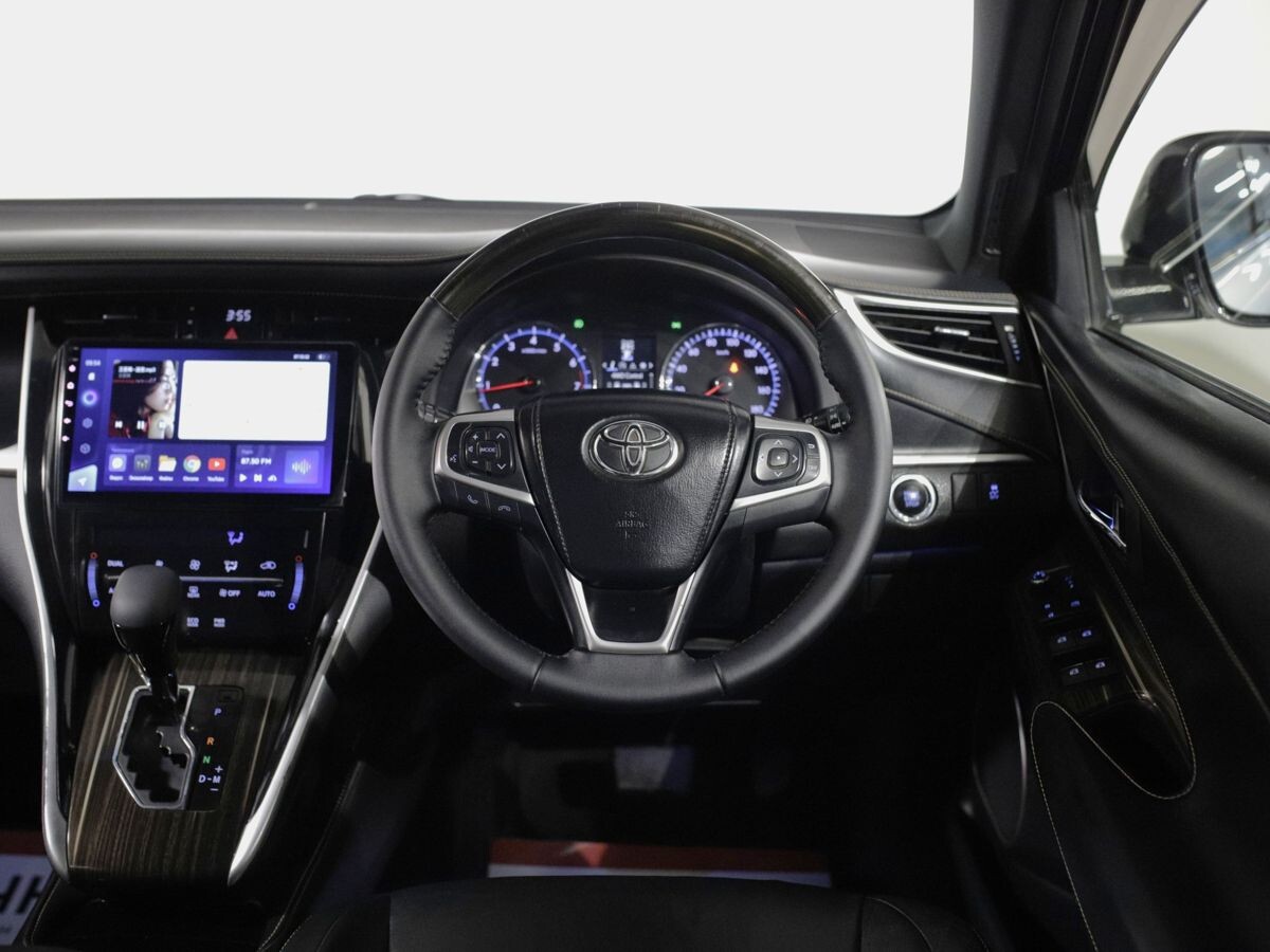 Toyota Harrier 2015 - фото автомобиля