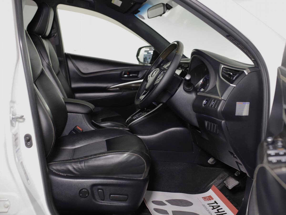 Toyota Harrier 2015 - фото автомобиля