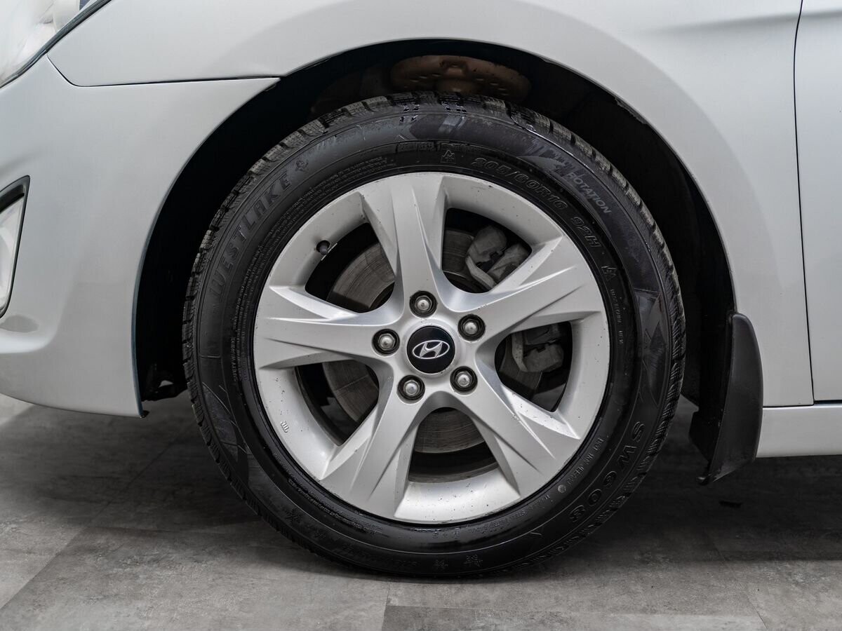 Hyundai i40 2013 - фото автомобиля