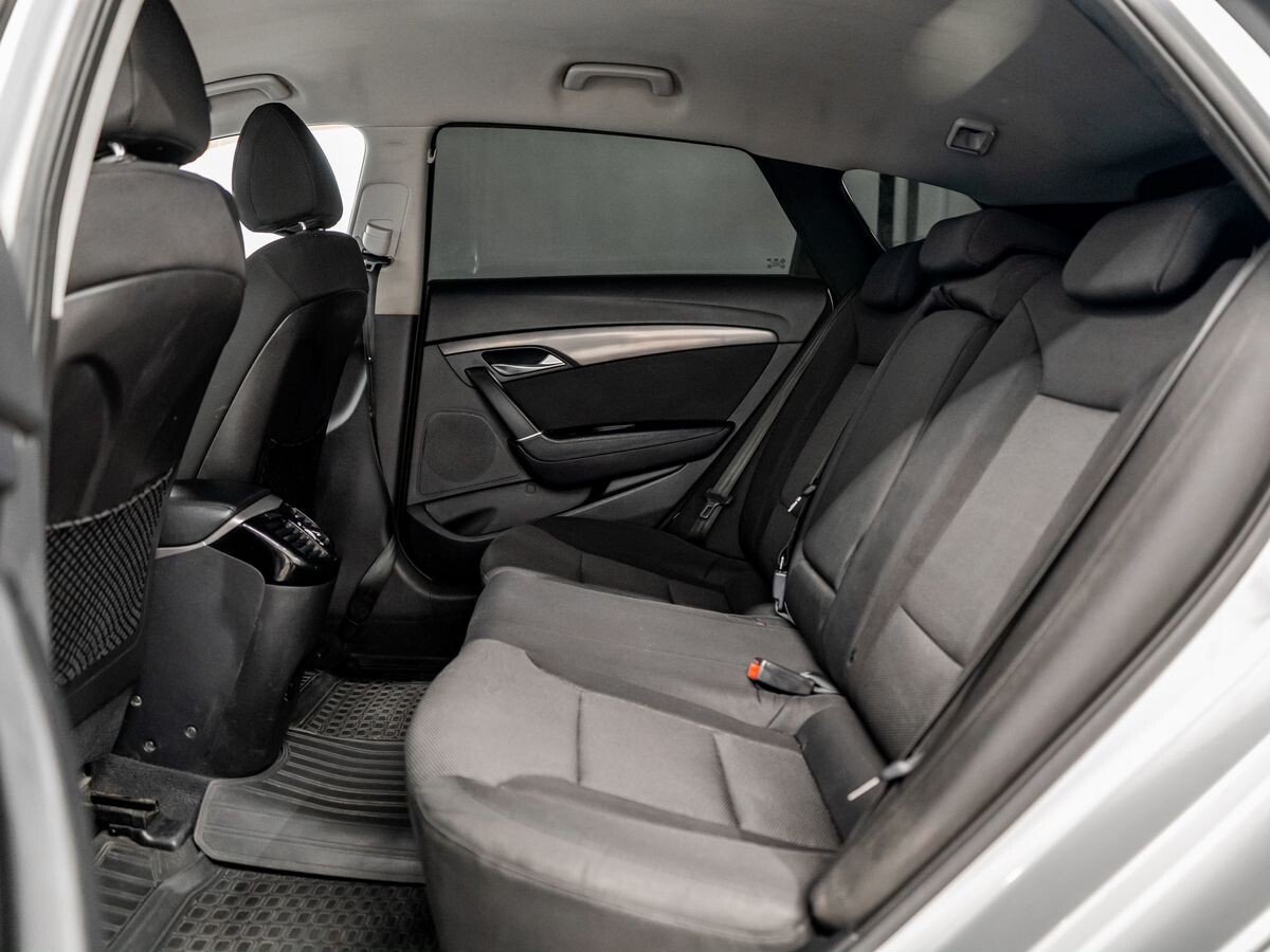 Hyundai i40 2013 - фото автомобиля