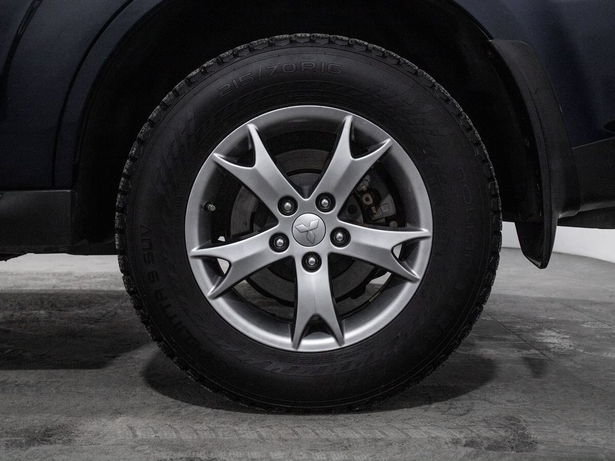 Mitsubishi Outlander 2011 - фото автомобиля