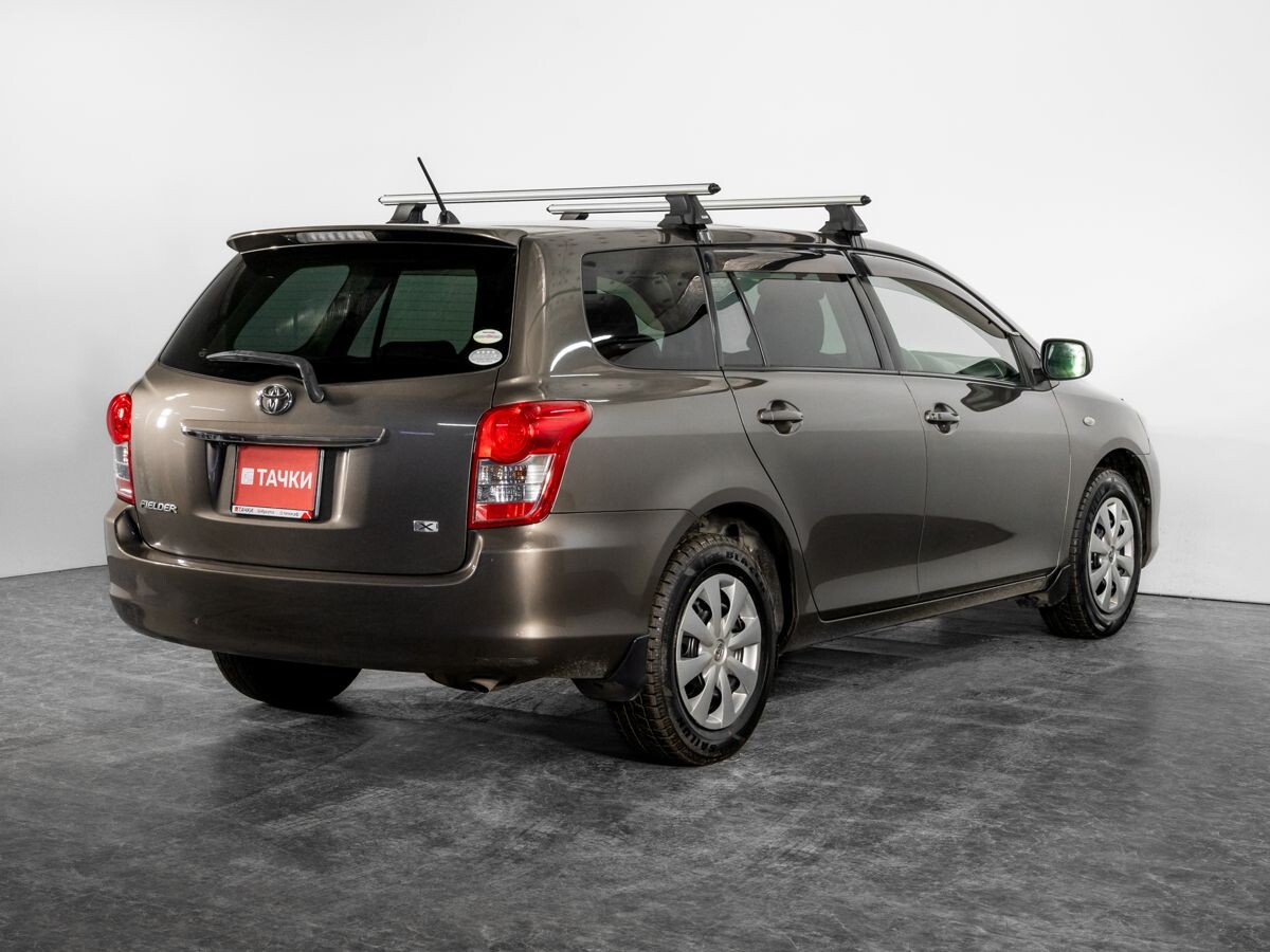 Toyota Corolla 2012 - фото автомобиля