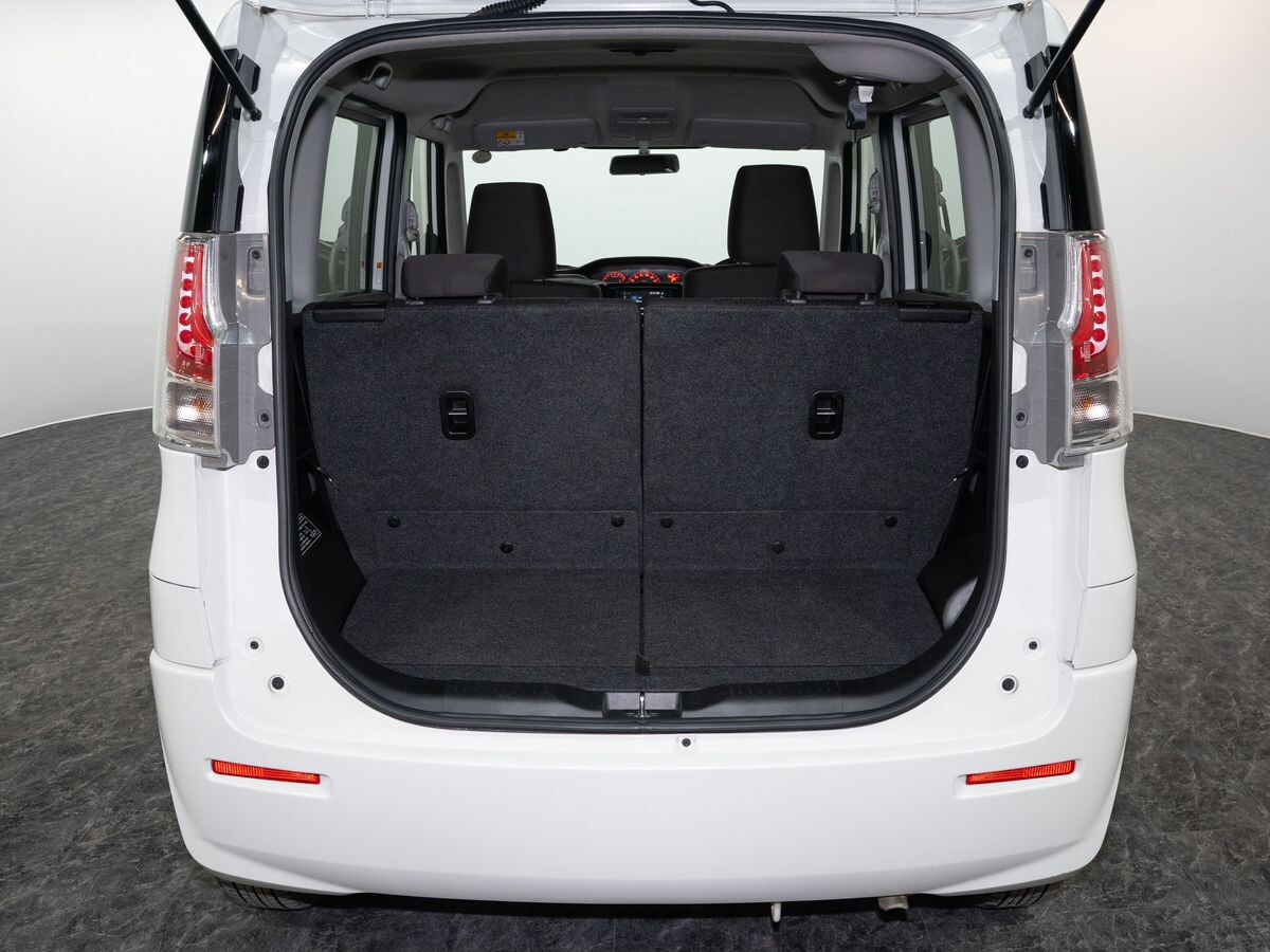 Suzuki Solio 2018 - фото автомобиля