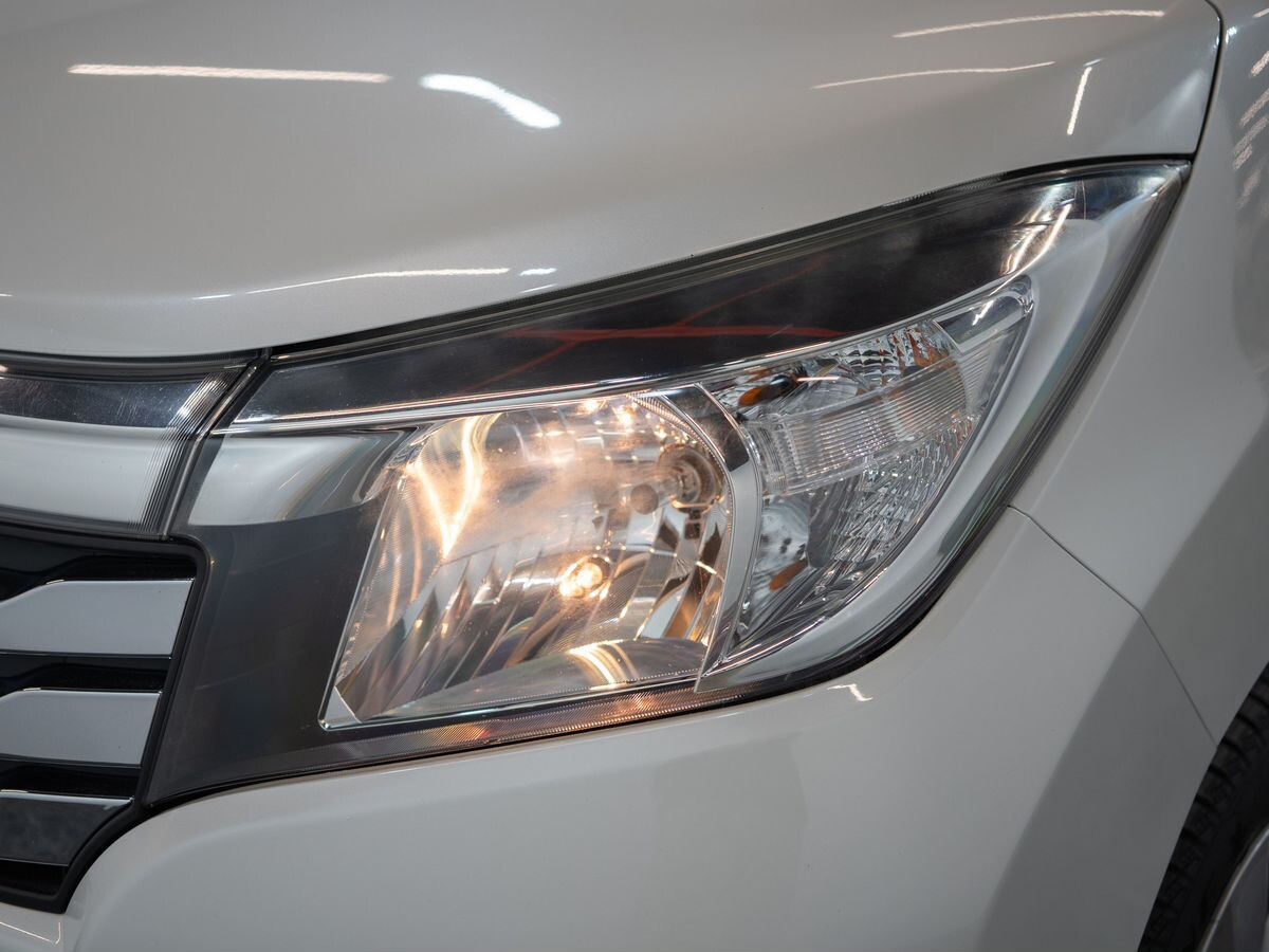 Suzuki Solio 2018 - фото автомобиля