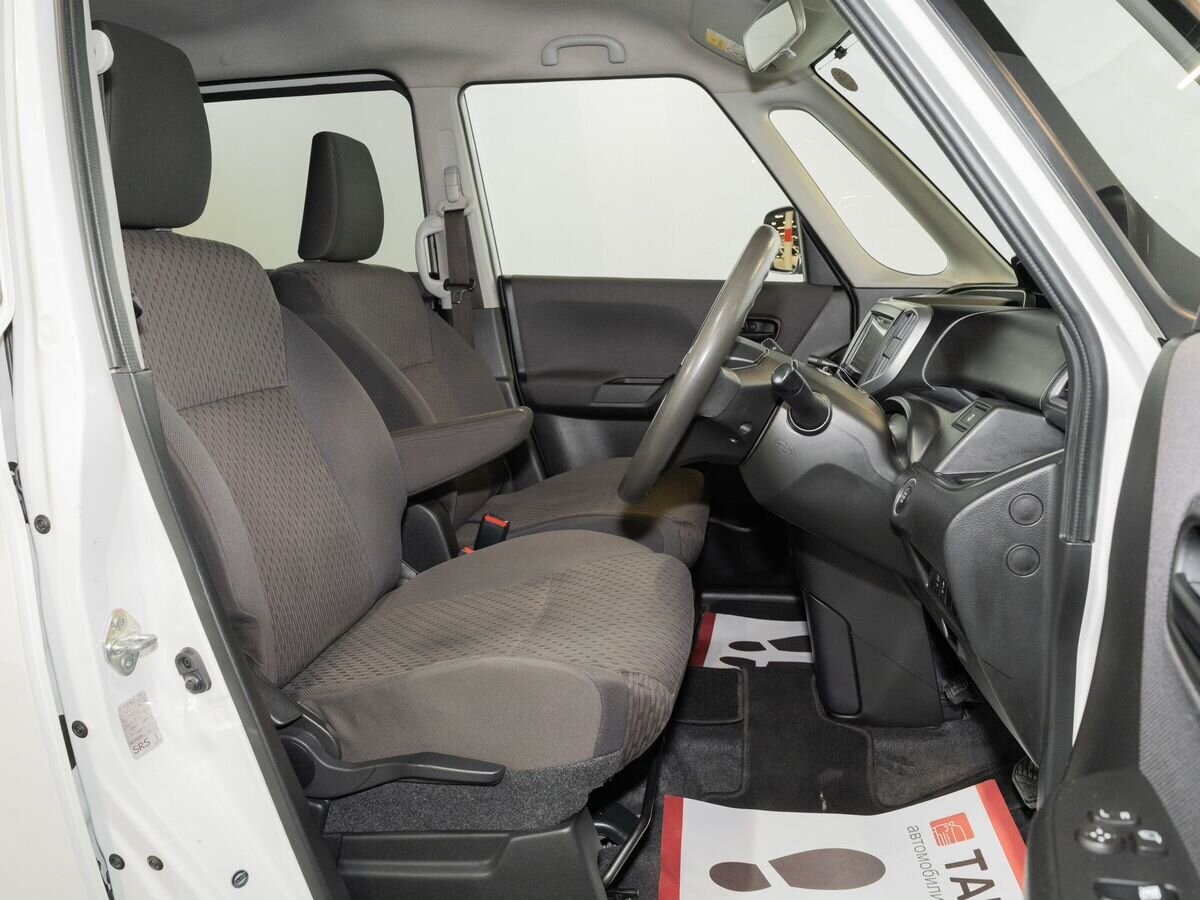 Suzuki Solio 2018 - фото автомобиля