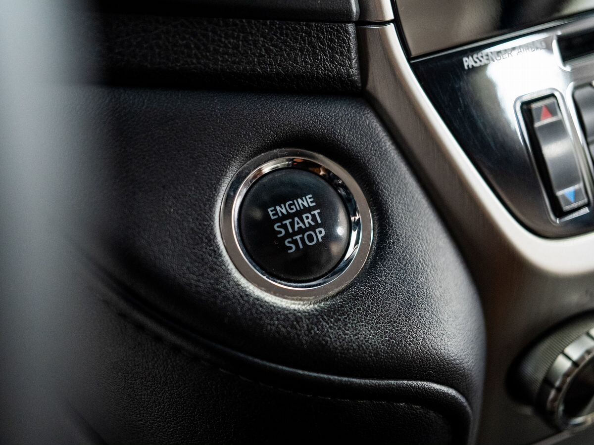 Toyota Land Cruiser 2016 - фото автомобиля