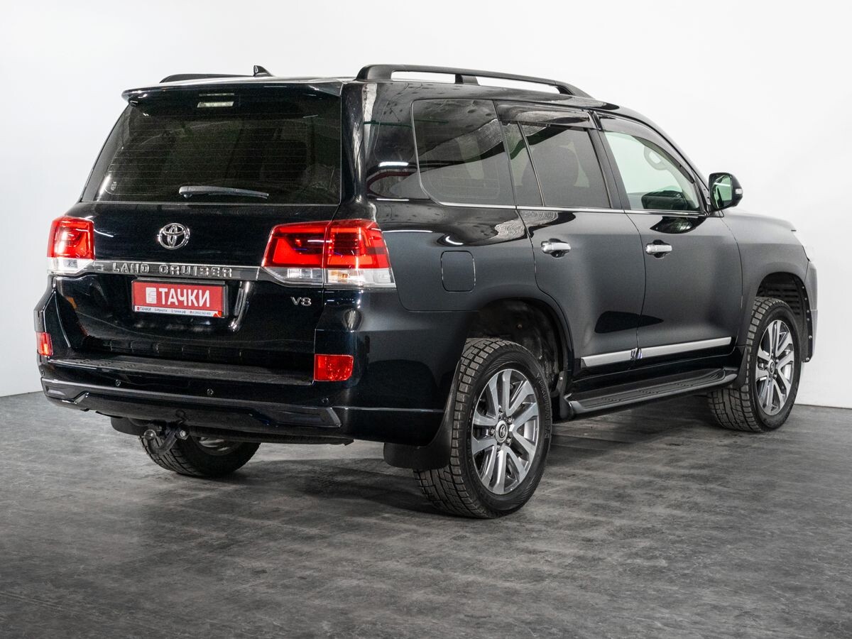 Toyota Land Cruiser 2016 - фото автомобиля