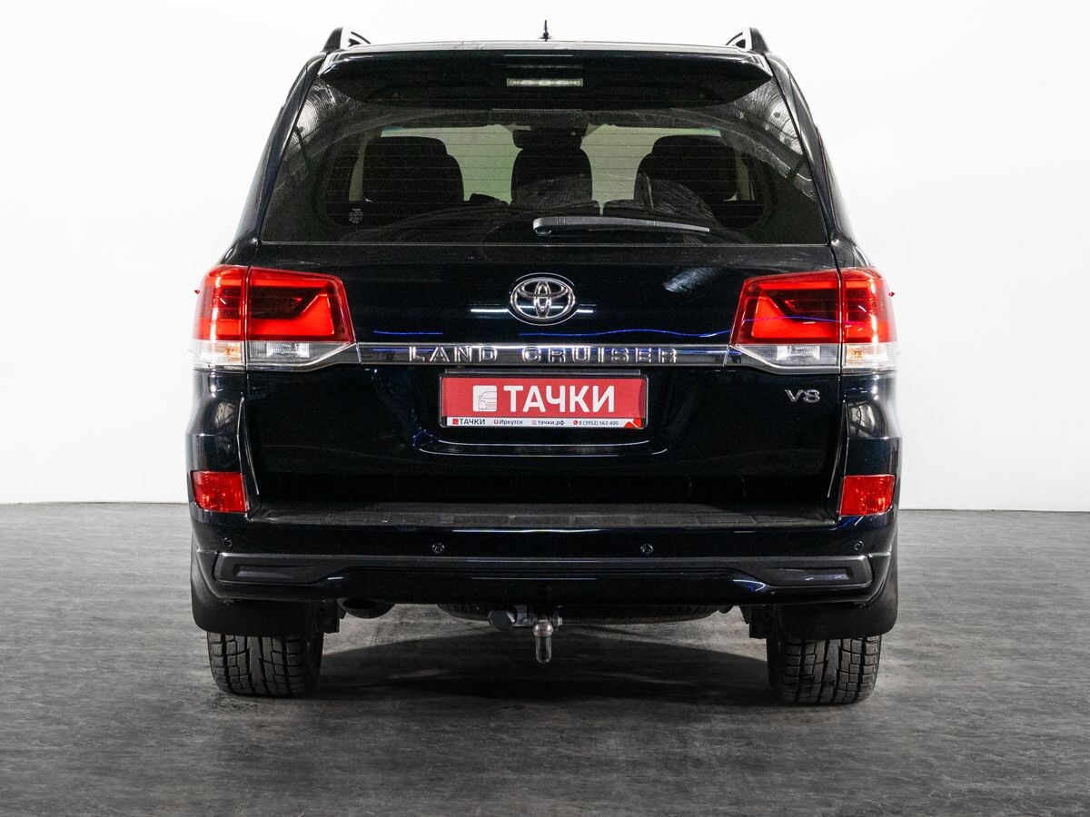 Toyota Land Cruiser 2016 - фото автомобиля