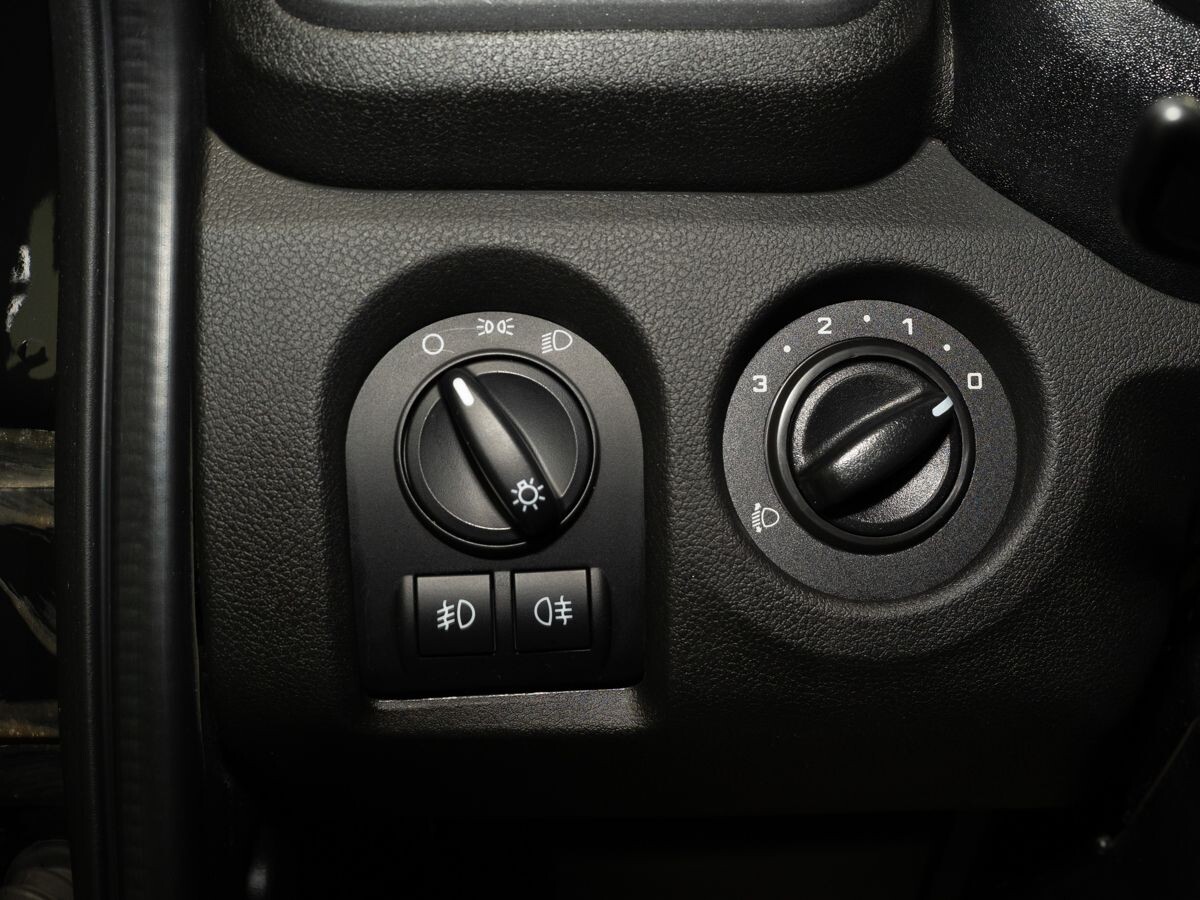 Lada (ВАЗ) Niva Legend 2025 - фото автомобиля