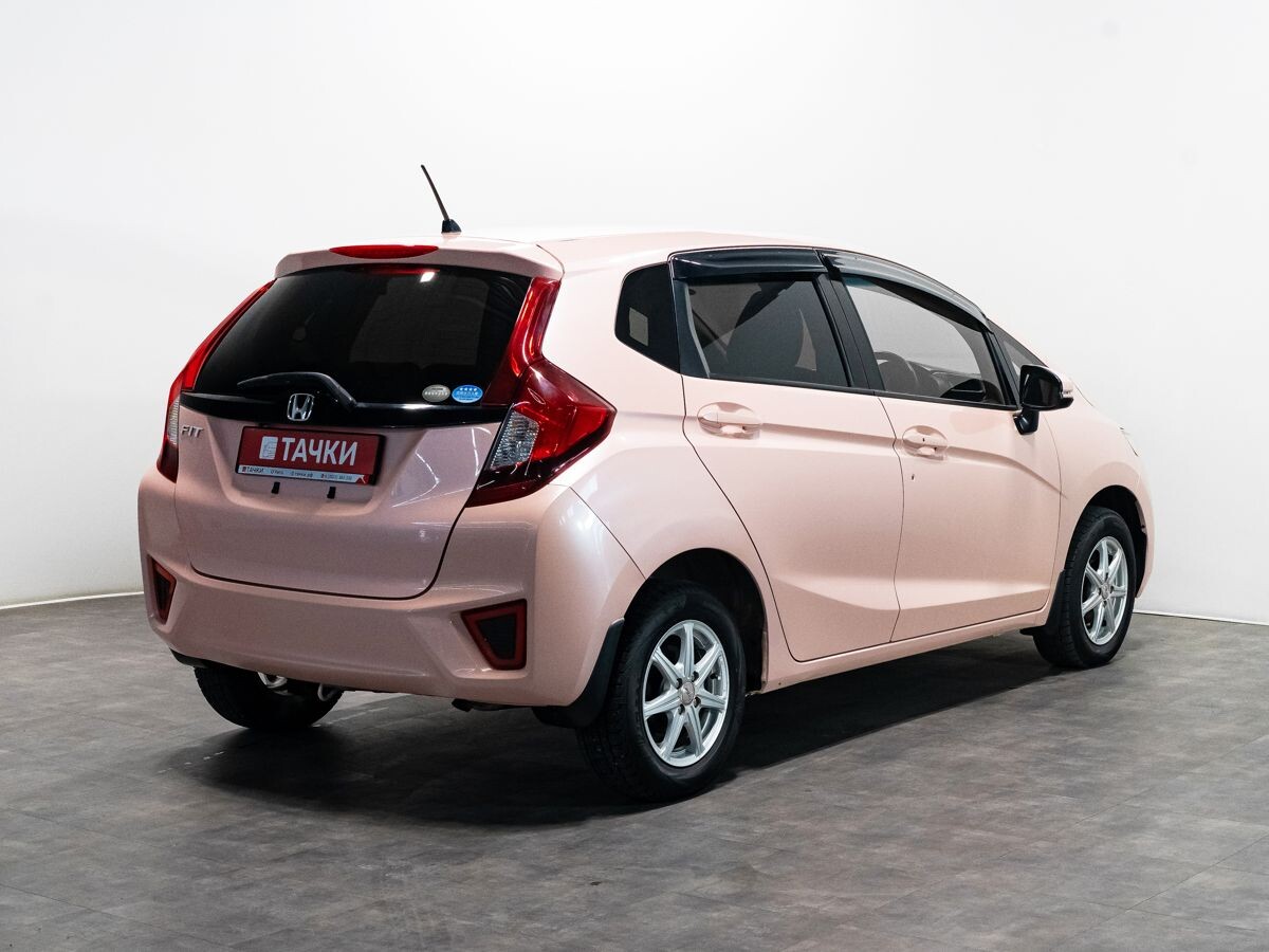 Honda Fit 2016 - фото автомобиля
