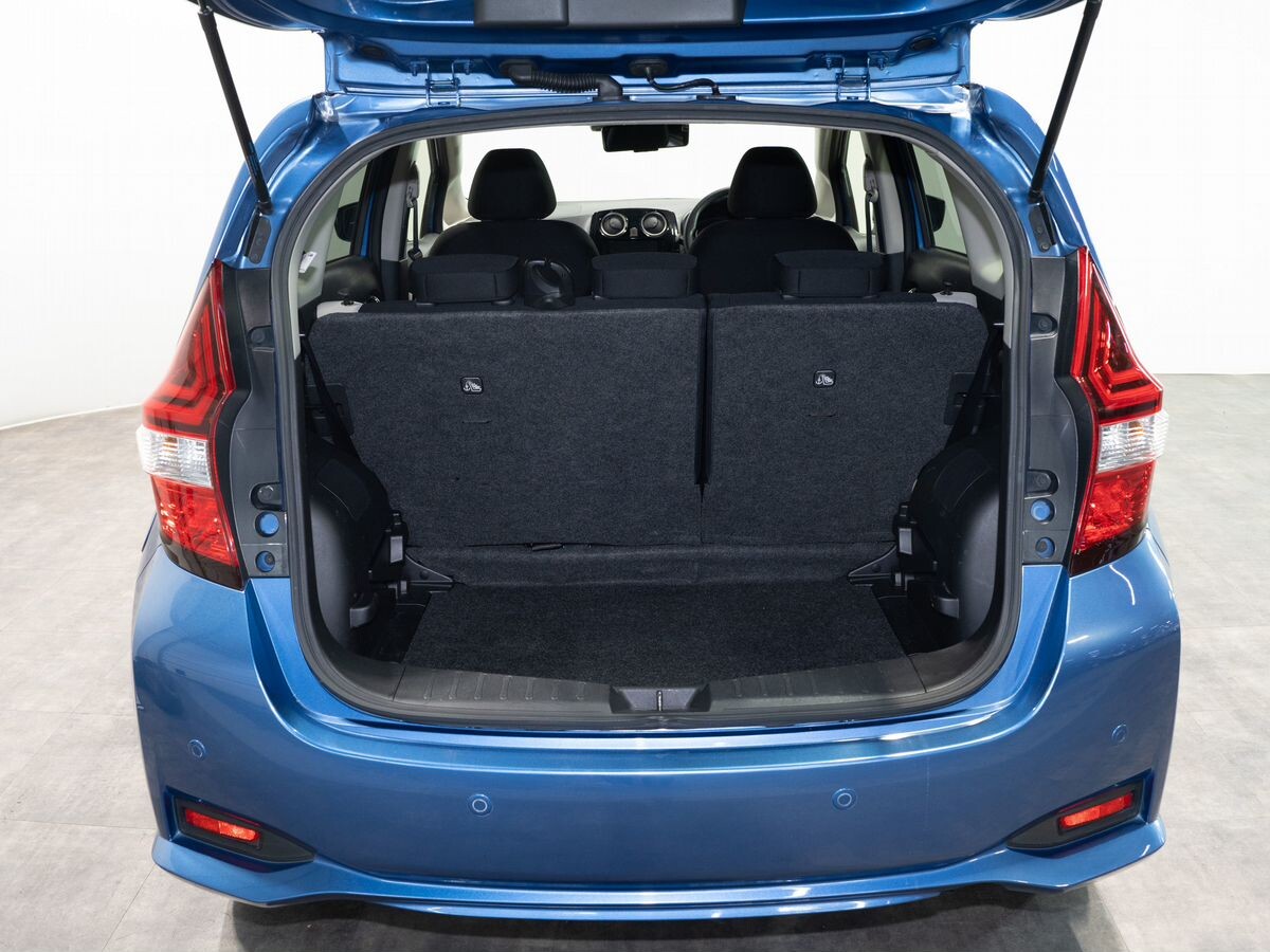 Nissan Note 2018 - фото автомобиля