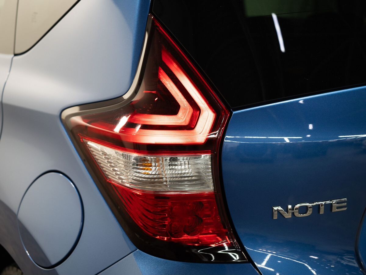 Nissan Note 2018 - фото автомобиля