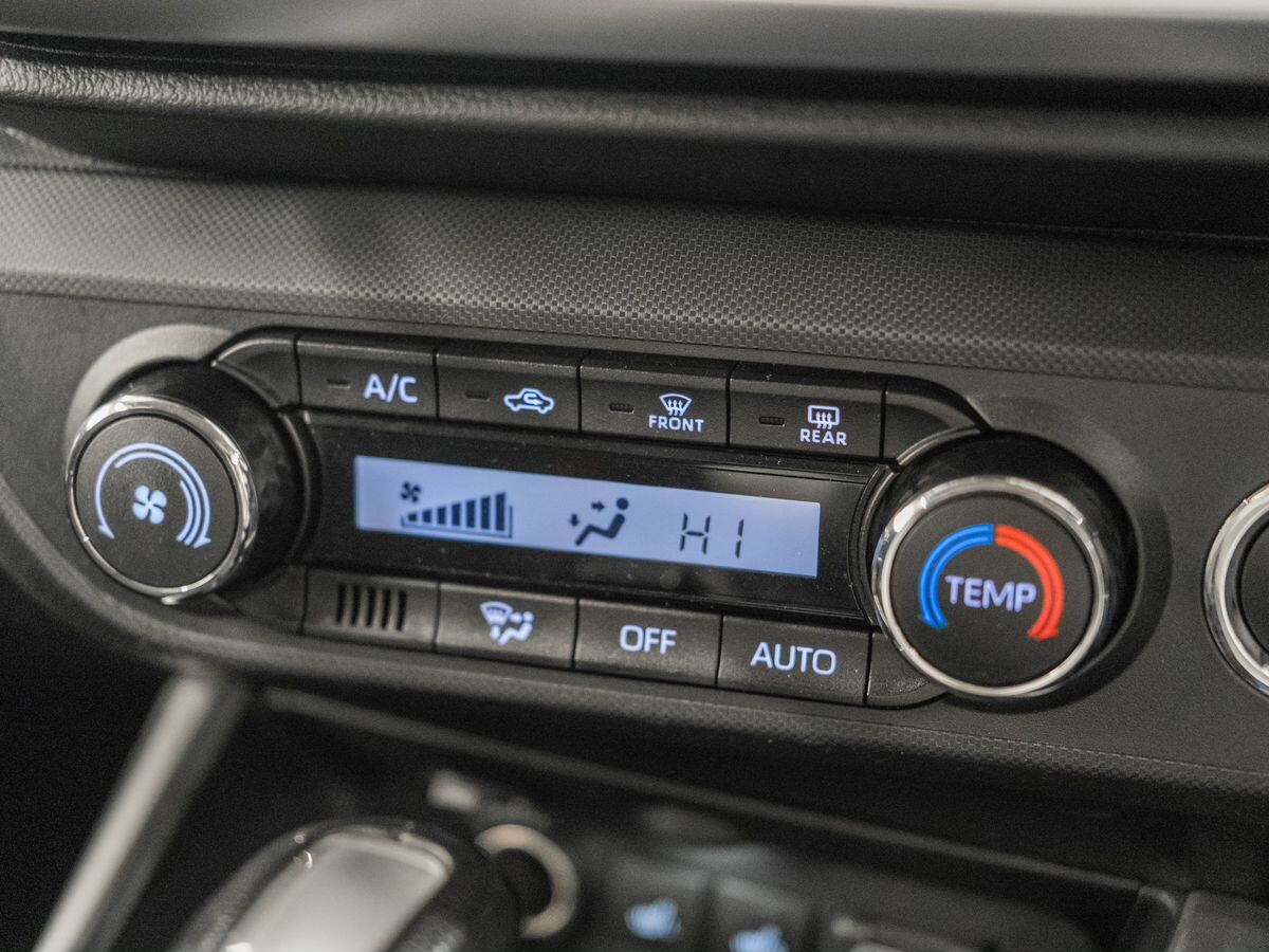 Toyota Raize 2020 - фото автомобиля