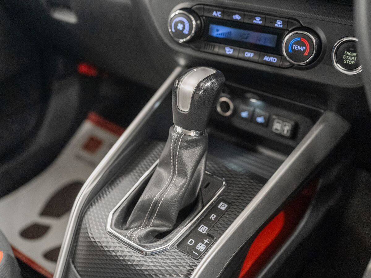 Toyota Raize 2020 - фото автомобиля