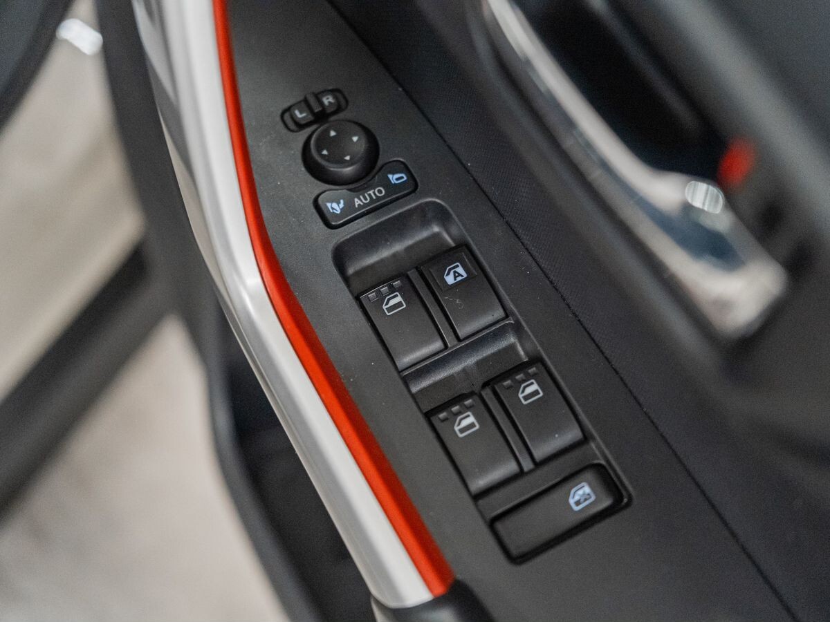 Toyota Raize 2020 - фото автомобиля