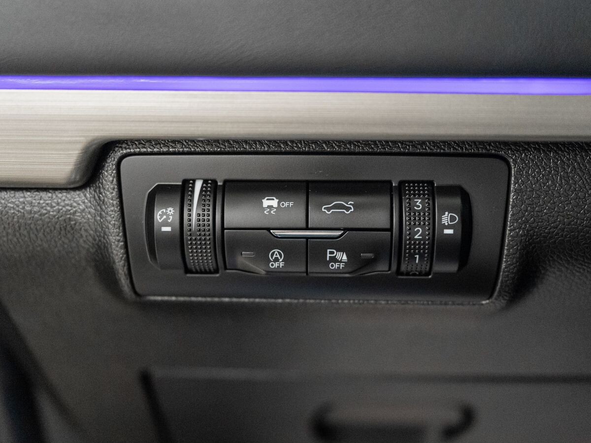 Exeed TXL 2022 - фото автомобиля