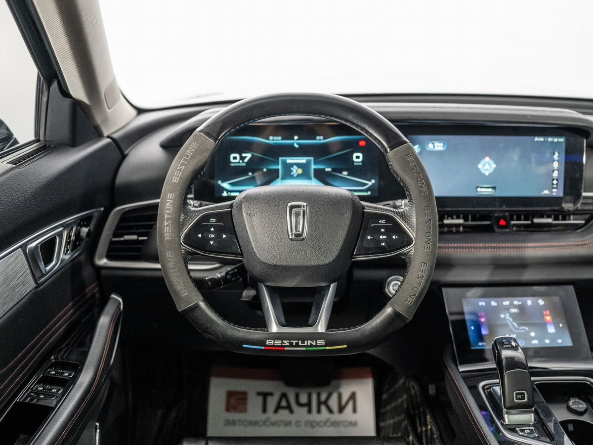 FAW Bestune T99 2021 - фото автомобиля