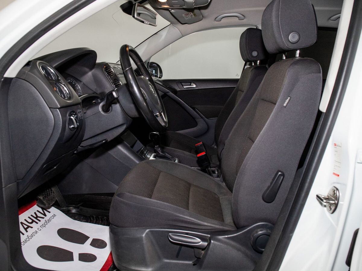 Volkswagen Tiguan 2014 - фото автомобиля