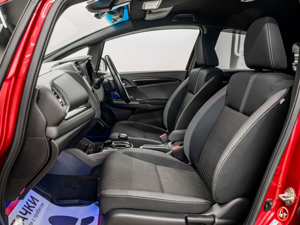 Honda Fit 2017 - фото автомобиля