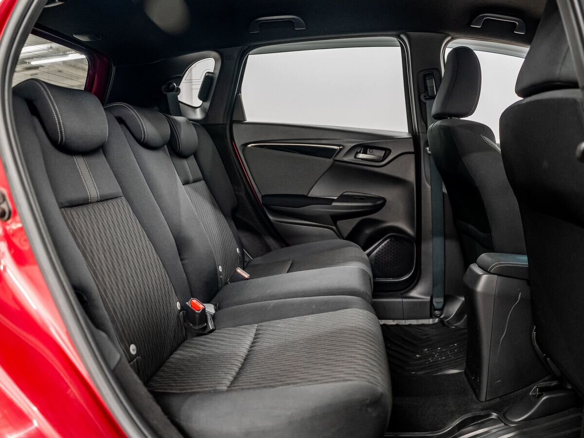 Honda Fit 2017 - фото автомобиля