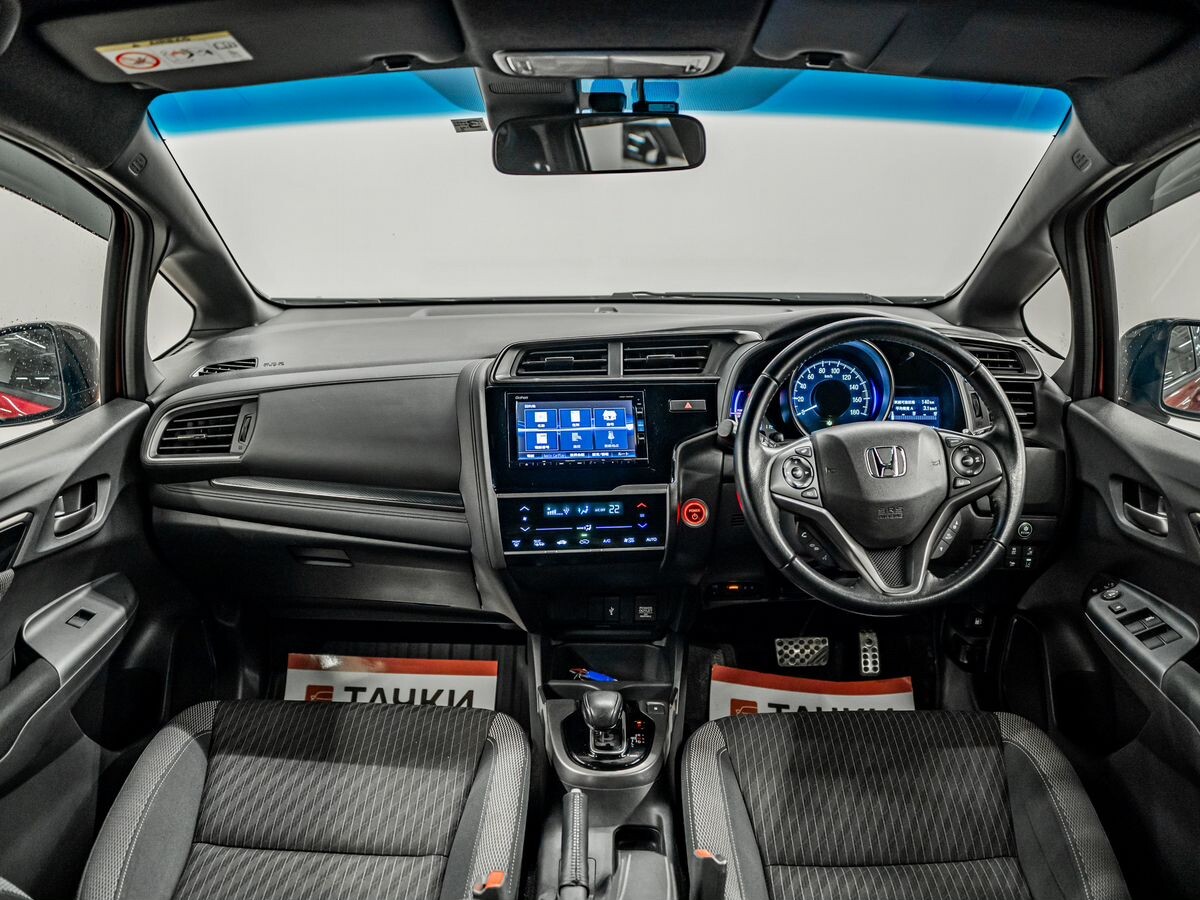 Honda Fit 2017 - фото автомобиля