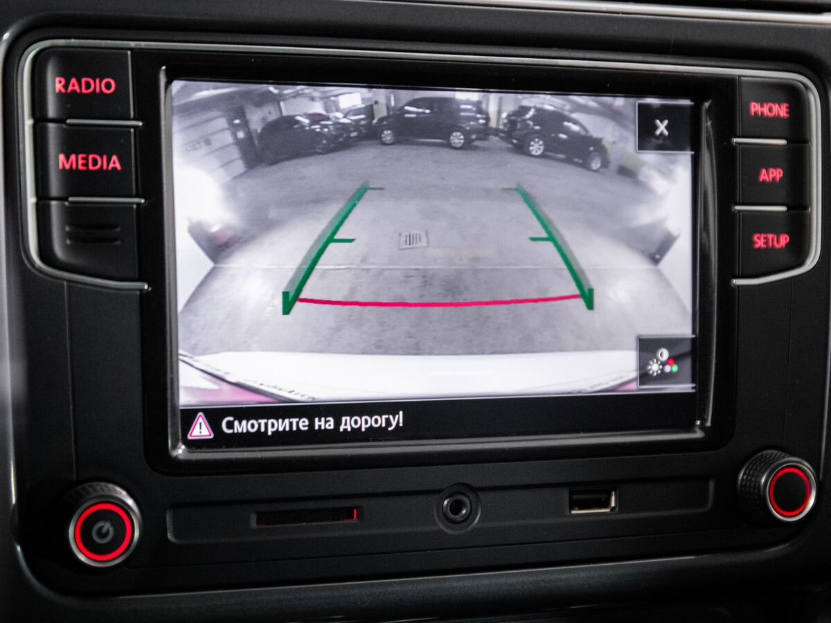 Volkswagen Polo 2019 - фото автомобиля