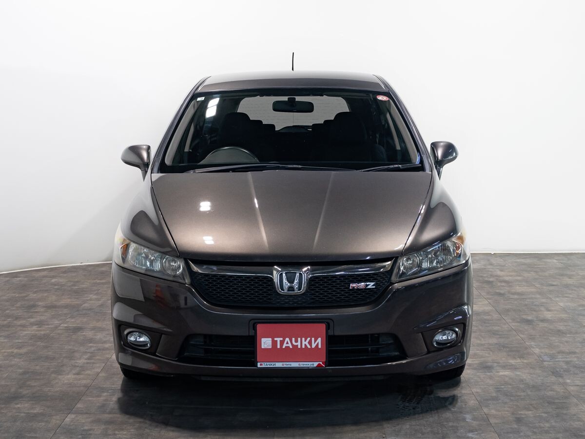 Honda Stream 2008 - фото автомобиля