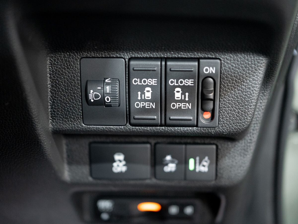 Honda Freed 2020 - фото автомобиля