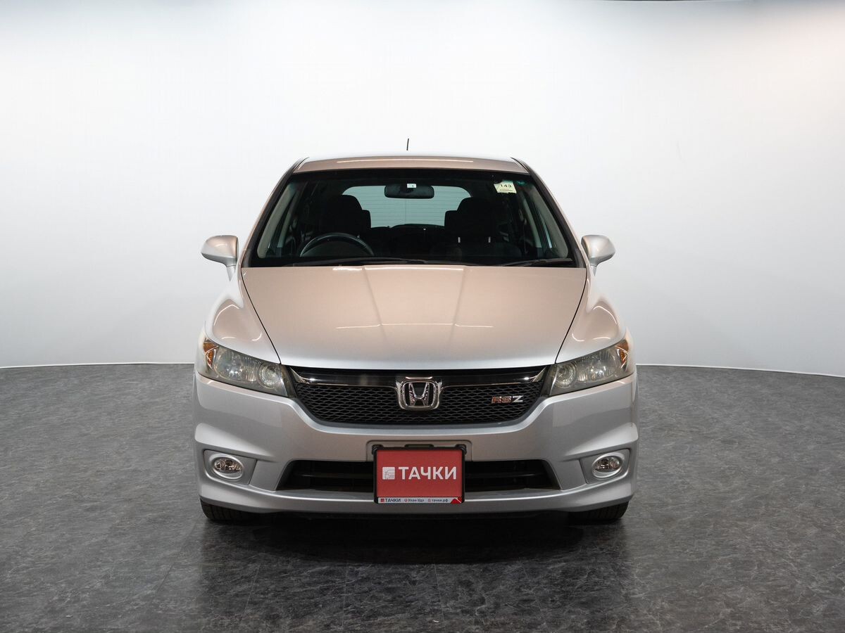 Honda Stream 2008 - фото автомобиля