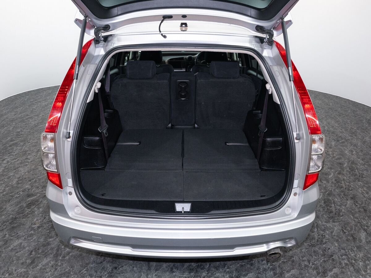 Honda Stream 2008 - фото автомобиля