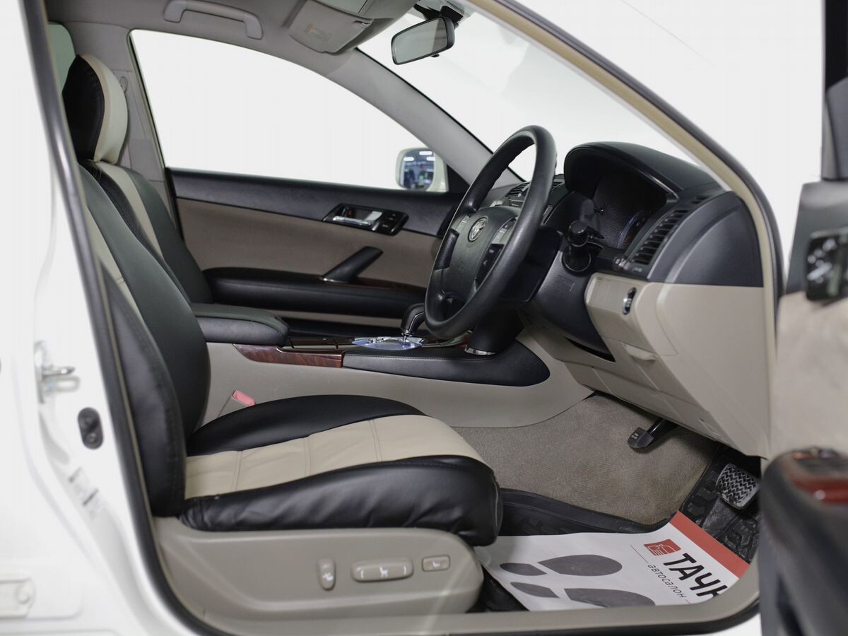 Toyota Mark X 2009 - фото автомобиля
