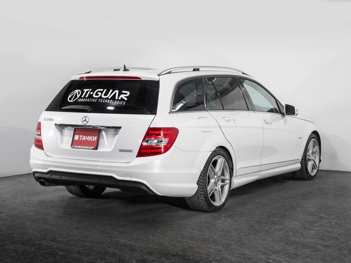 Mercedes-Benz C-Класс 2011 - фото автомобиля