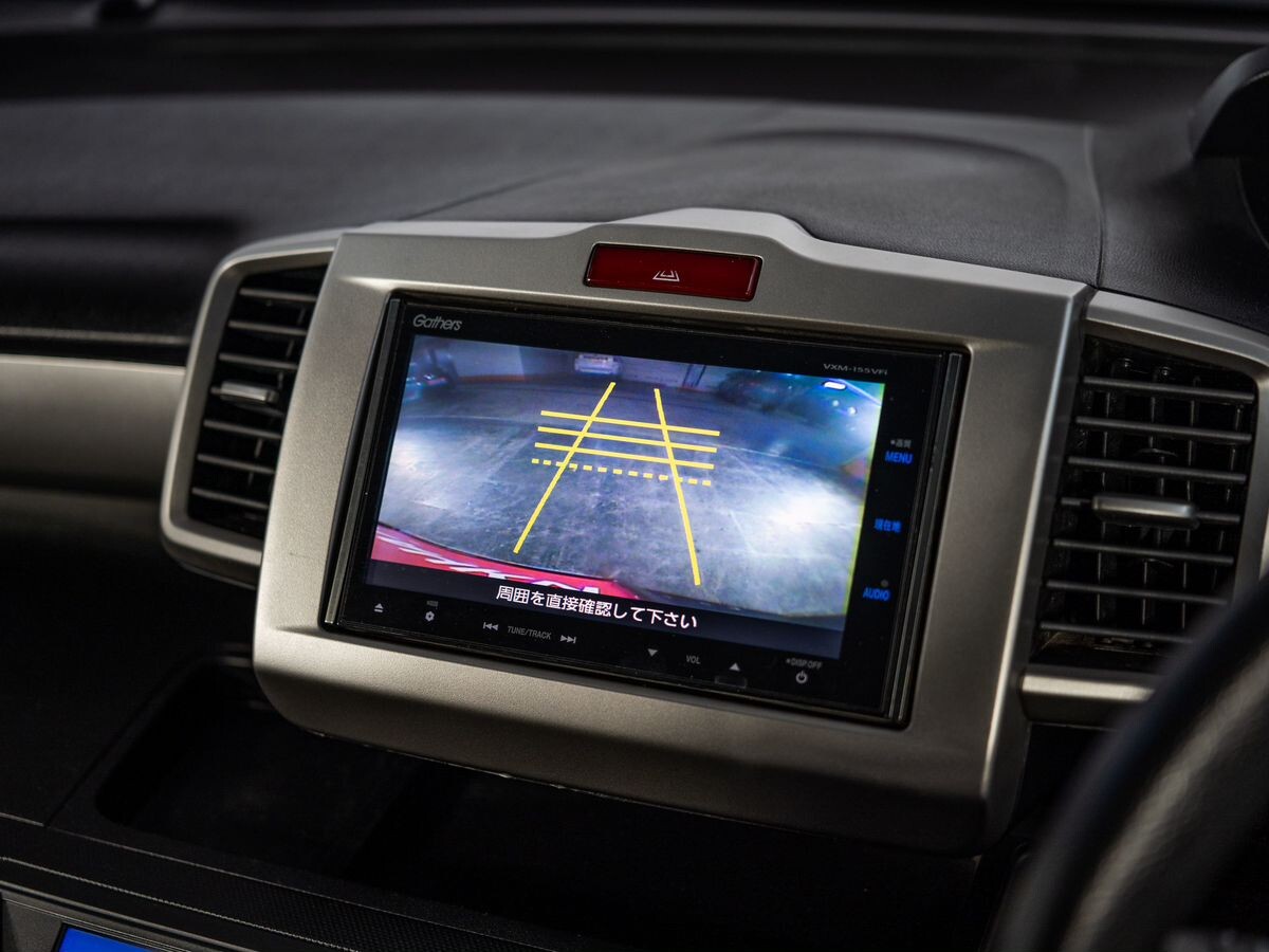 Honda Freed 2014 - фото автомобиля