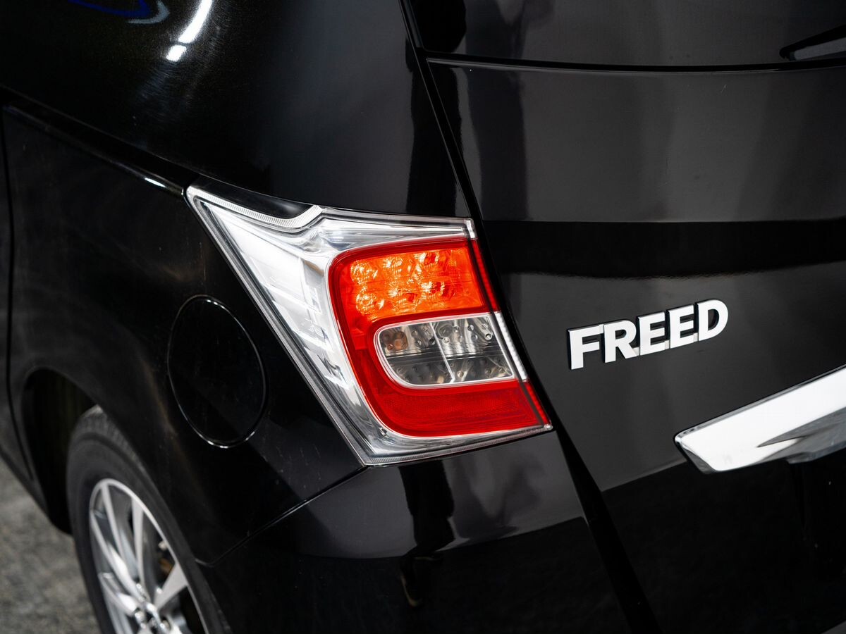 Honda Freed 2014 - фото автомобиля