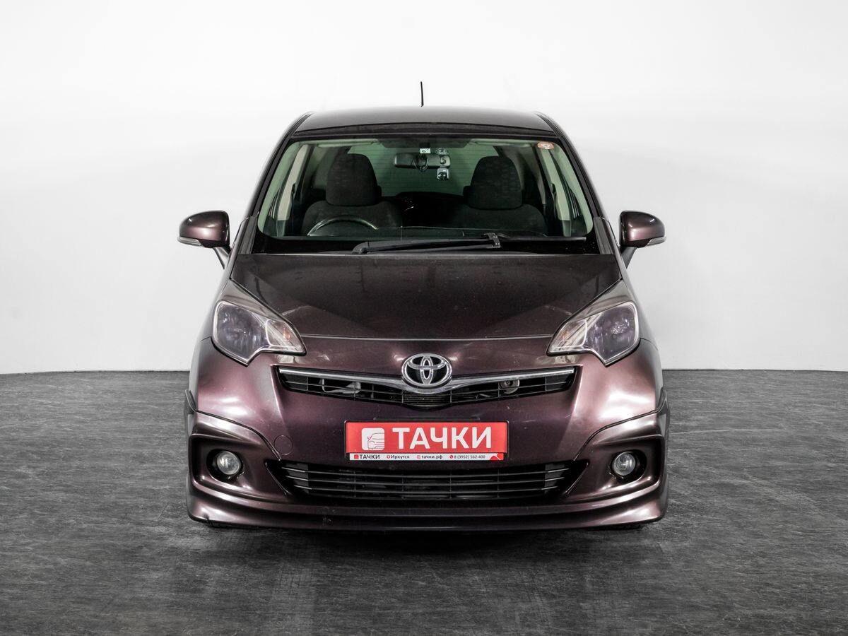 Toyota Ractis 2011 - фото автомобиля