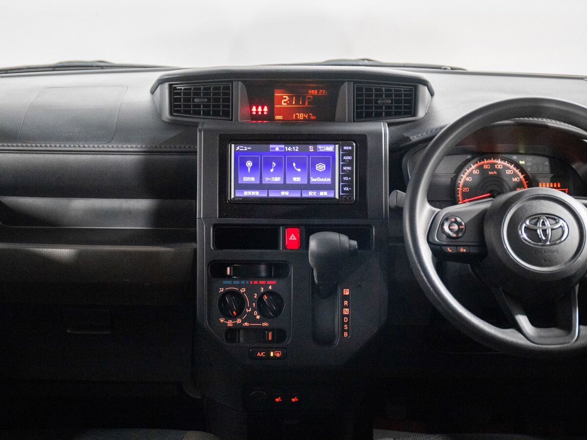 Toyota Roomy 2022 - фото автомобиля