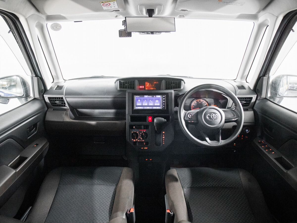 Toyota Roomy 2022 - фото автомобиля