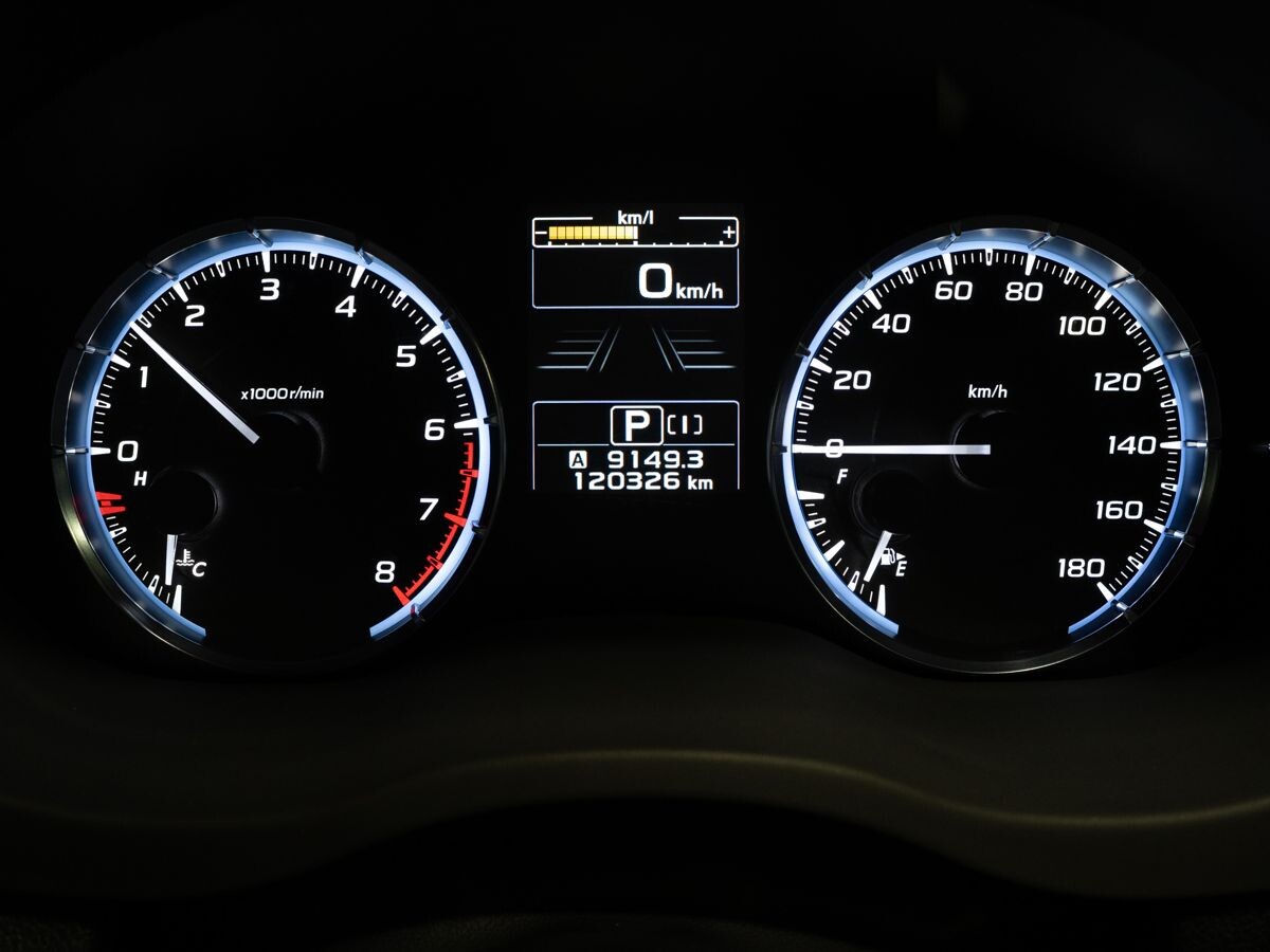 Subaru Levorg 2015 - фото автомобиля