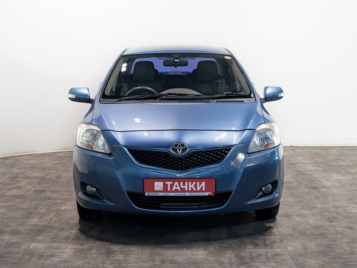 Toyota Belta 2010 - фото автомобиля