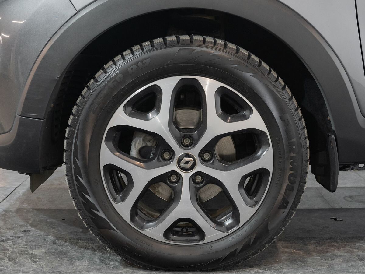 Renault Kaptur 2017 - фото автомобиля