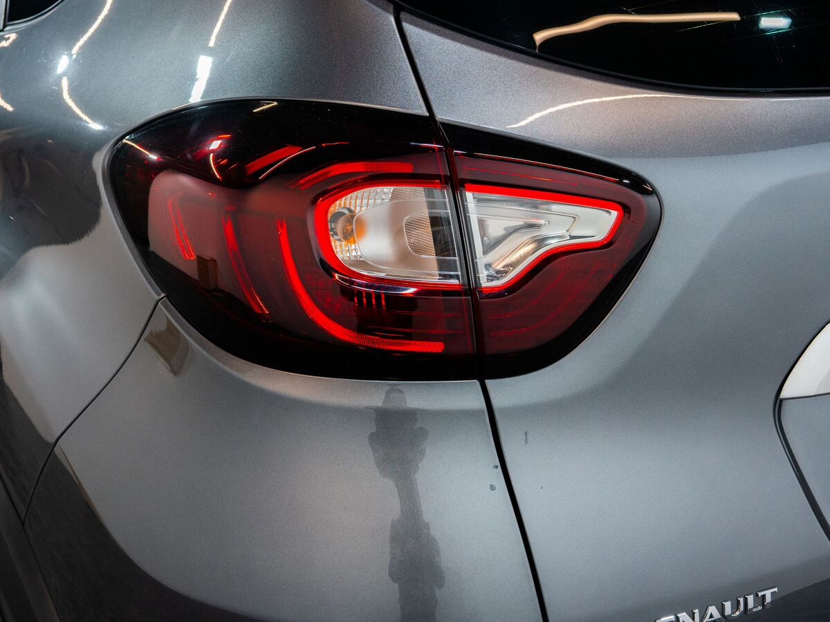 Renault Kaptur 2017 - фото автомобиля