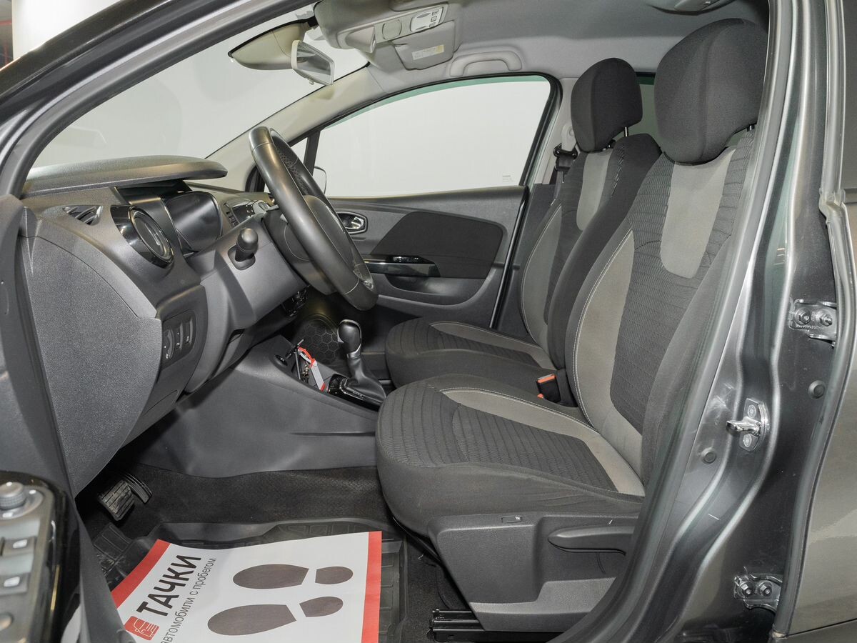 Renault Kaptur 2017 - фото автомобиля