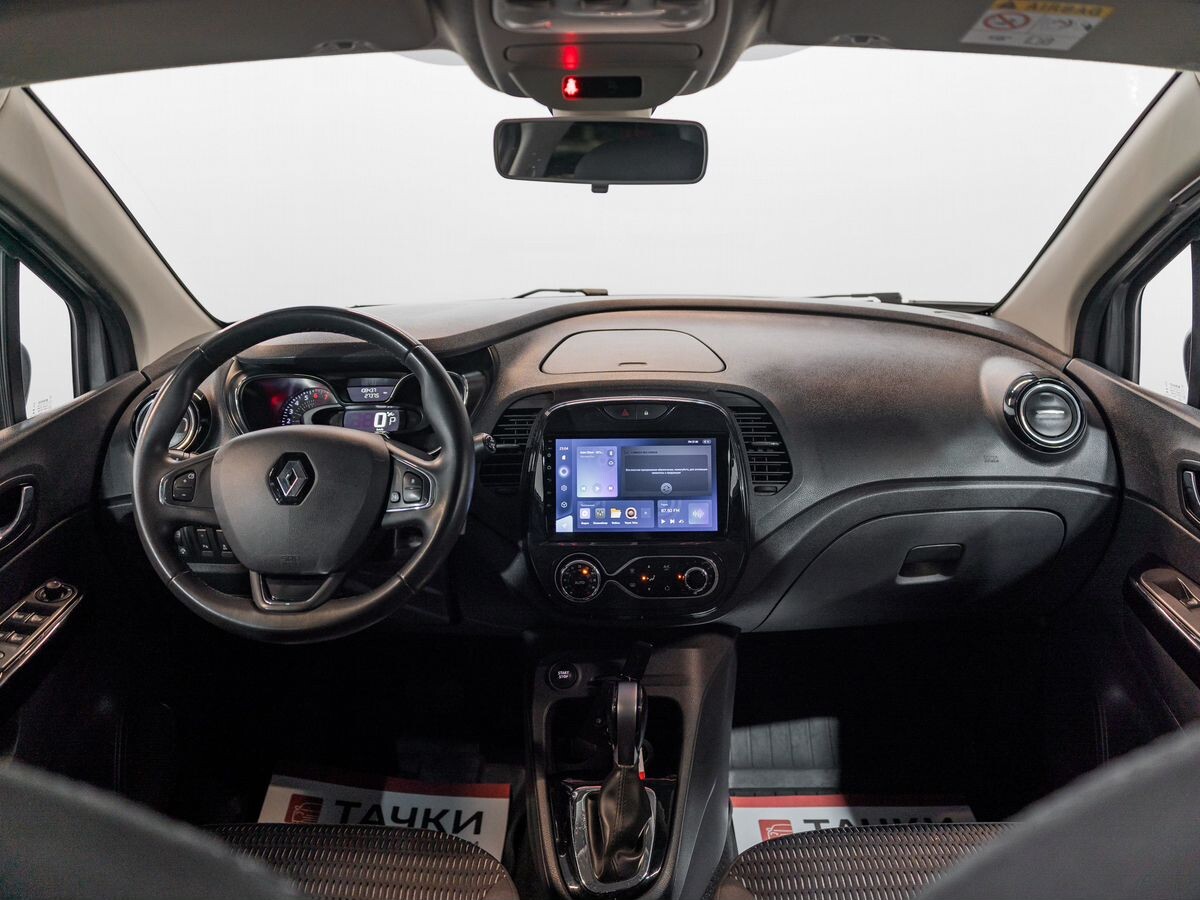 Renault Kaptur 2017 - фото автомобиля