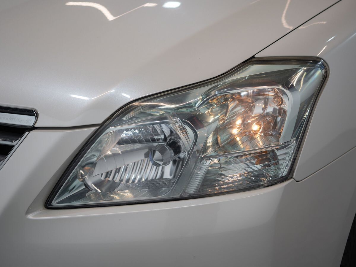 Toyota Premio 2012 - фото автомобиля