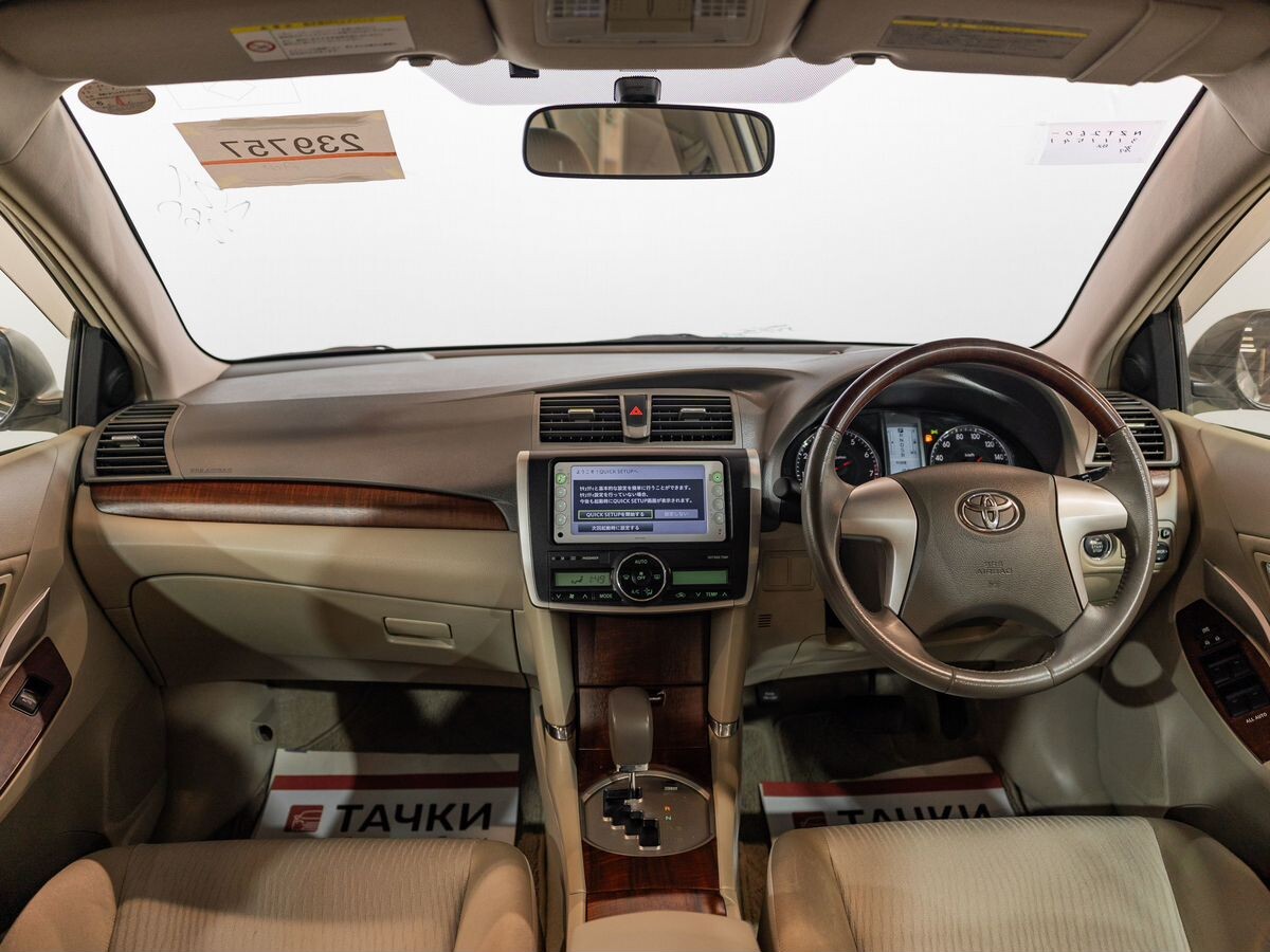 Toyota Premio 2012 - фото автомобиля