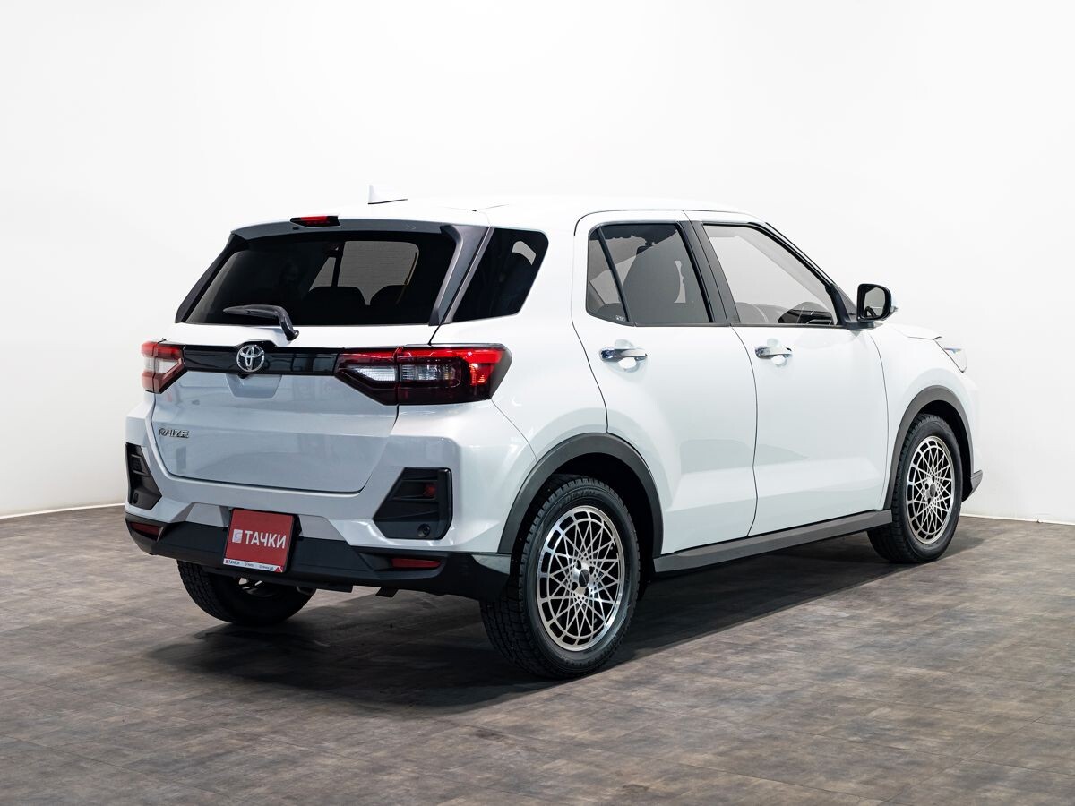 Toyota Raize 2021 - фото автомобиля