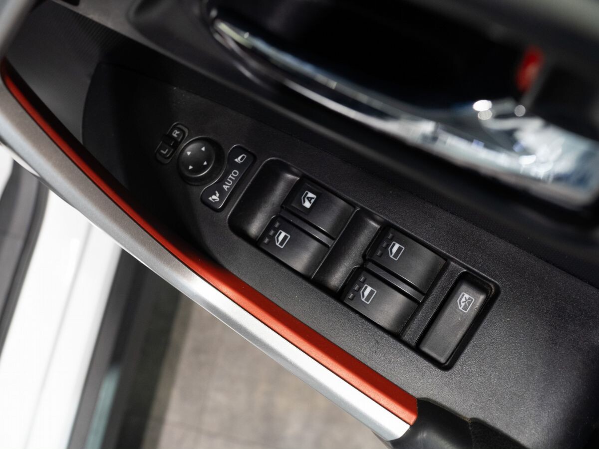 Toyota Raize 2021 - фото автомобиля