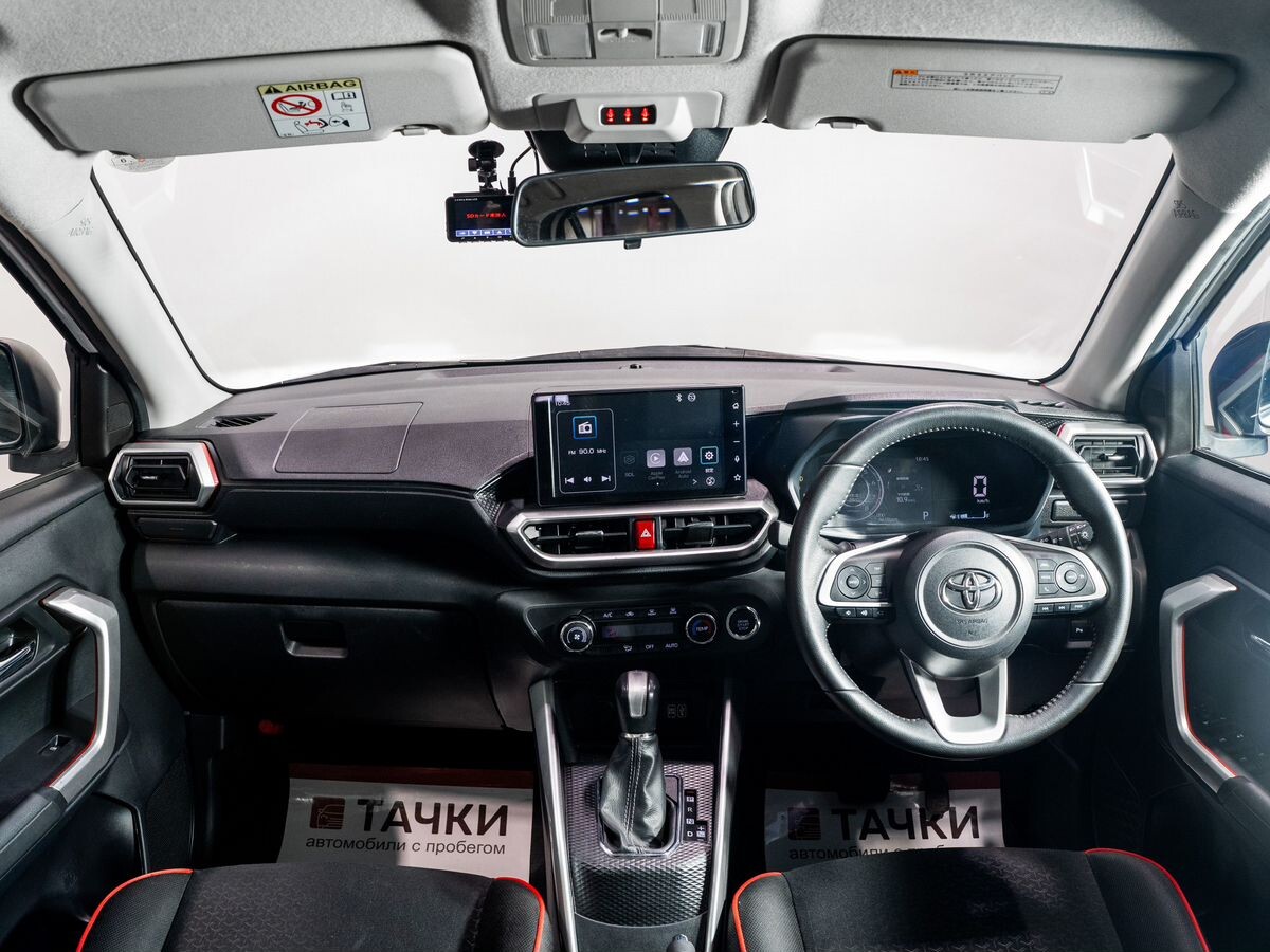 Toyota Raize 2021 - фото автомобиля