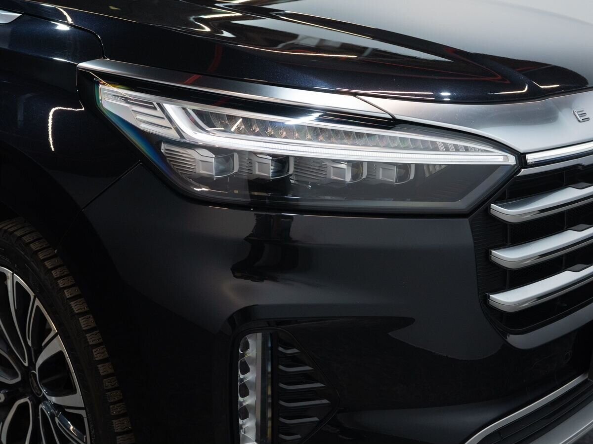 Exeed VX 2021 - фото автомобиля